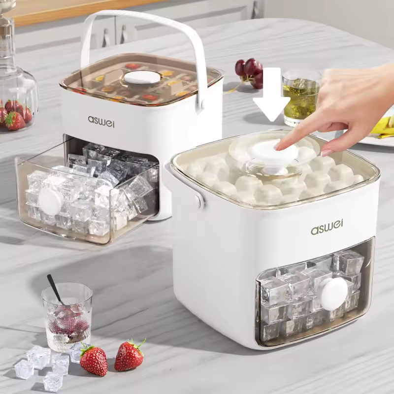 Stampo per Ghiaccio a Pression - Food Storage Hot Box recensione e prezzo
